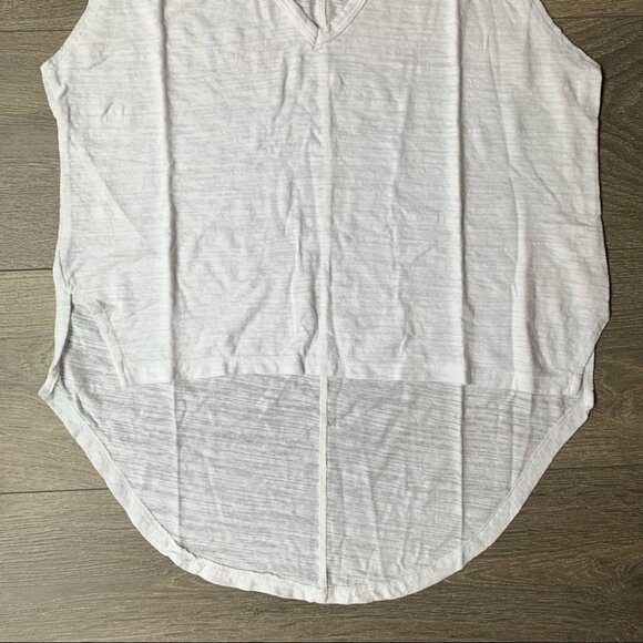 Revolve LNA Backtail Sleeveless Tank Top Asymmetrical hem White Size XS - Picture 4 of 8